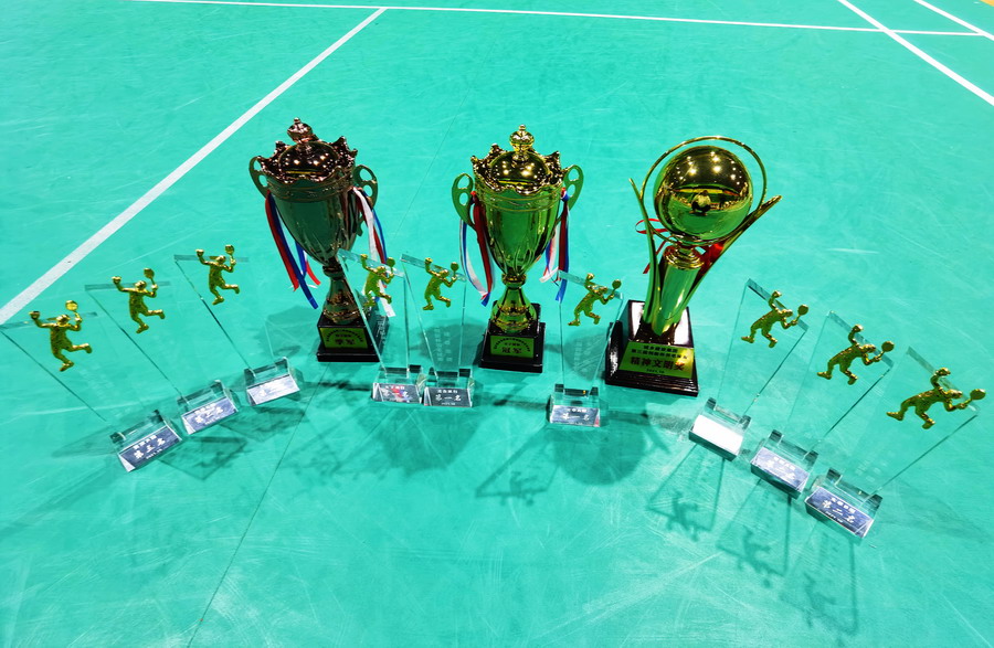 羽動(dòng)未來(lái) 羽你精彩——公司榮獲集團(tuán)第三屆“創(chuàng)新杯”羽毛球賽5金4銀2銅(圖3)