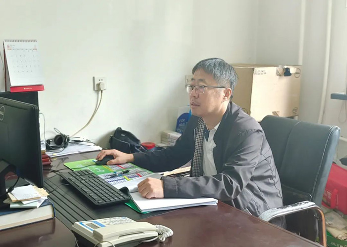 打開思想閘門 讓混改向縱深發(fā)展—省建科院第二黨支部開展解放思想大討論活動(dòng)紀(jì)實(shí)(圖8)