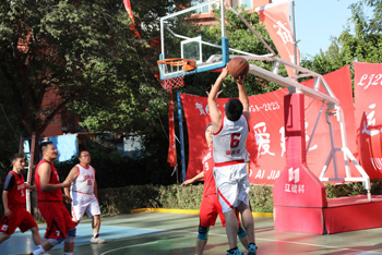 賡續(xù)榮光再起航 同心奮進(jìn)續(xù)華章 ——省建科院賀建院65周年第十五屆“奮進(jìn)杯” 職工籃球賽圓滿閉幕(圖9) 賡續(xù)榮光再起航 同心奮進(jìn)續(xù)華章 ——省建科院賀建院65周年第十五屆“奮進(jìn)杯” 職工籃球賽圓滿閉幕(圖9)